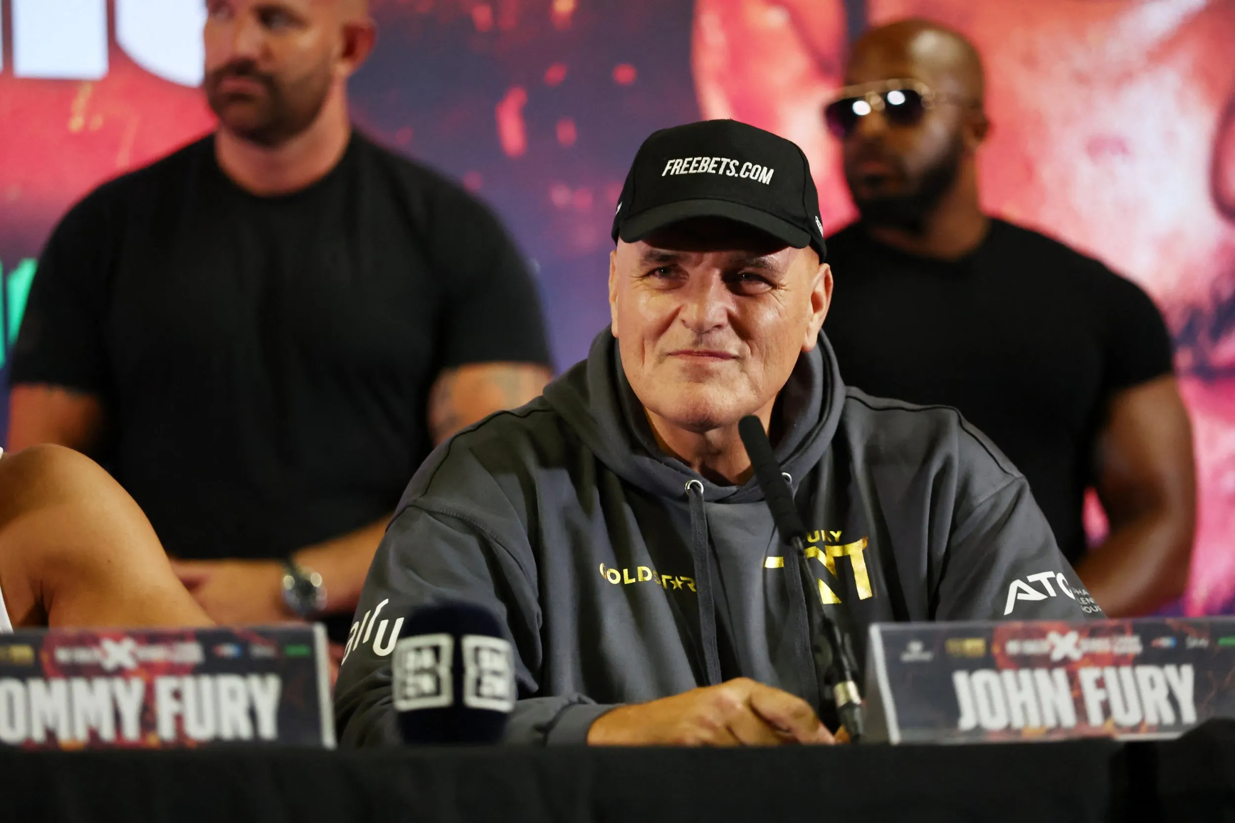 Preview Tyson and John Fury Return to UK After Tommy’s Boxing Win in Budapest