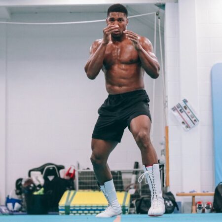 Anthony Joshua Praises Dave Allen After Inspiring Comeback Win