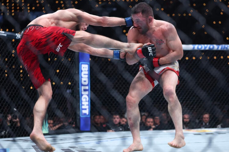 Preview Henry Cejudo brandishes UFC belt after beating ex-ONE FC Champion in surprise cage comeback