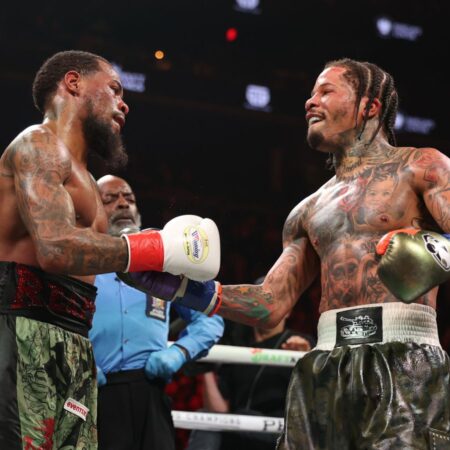 Davis-Roach Rematch Scheduled for August 16 in Las Vegas