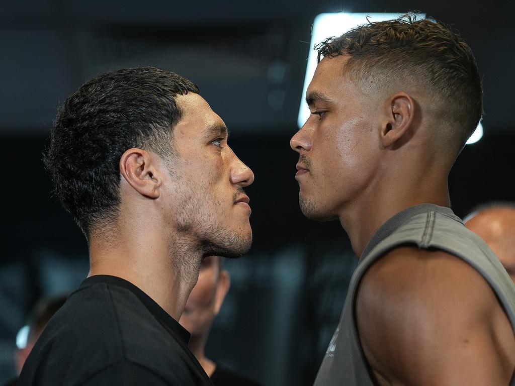 Preview Jai Opetaia inflicts ‘worst broken jaw ever seen’ on opponent Claudio Squeo that needed emergency surgery