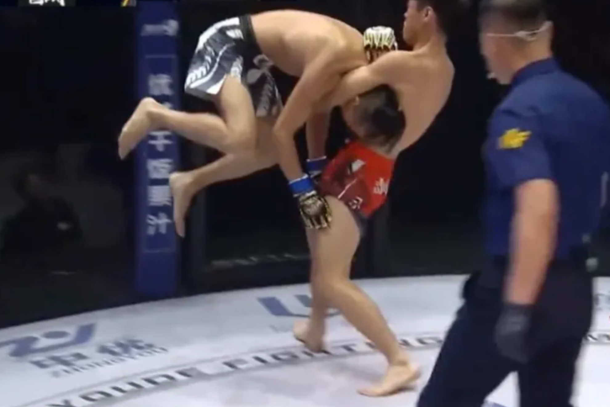 Preview Missed Fists: Grapplers attempt to dunk each other in Ultimate Tire Wrestling