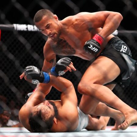 Carlos Ulberg Sends Menacing Message to Alex Pereira and Magomed Ankalaev Ahead of UFC 320 Title Fight