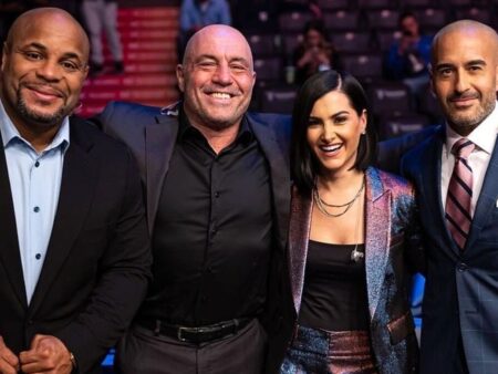 Joe Rogan Returns to UFC 320 Commentary, Joined by Jon Anik and Megan Olivi