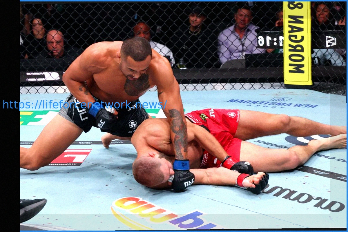 Preview Daniel Cormier Amazed by Paulo Costa’s UFC 278 Triumph