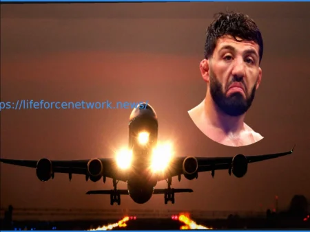 Arman Tsarukyan Removed from Flight for Phone Use During Takeoff