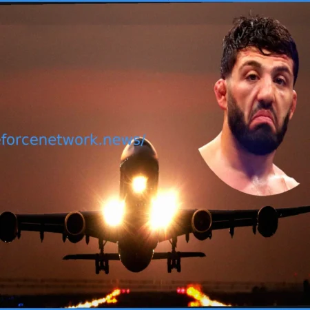 Arman Tsarukyan Removed from Flight for Phone Use During Takeoff