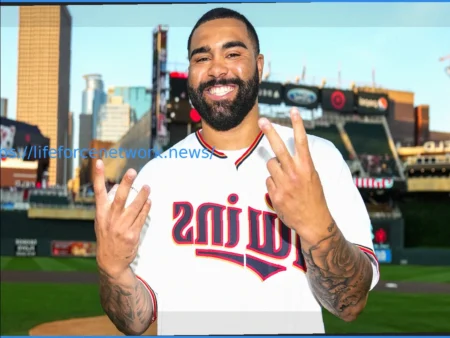 Гейбл Стивенсон, экс-звезда WWE, подписал контракт с UFC