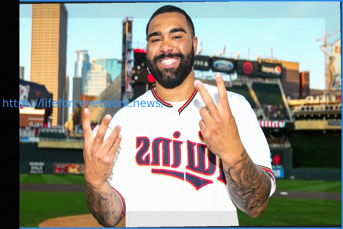 Preview Гейбл Стивенсон, экс-звезда WWE, подписал контракт с UFC