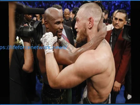 Conor McGregor’s Surprise Boxing Exhibition Features Two Standing Eight-Counts