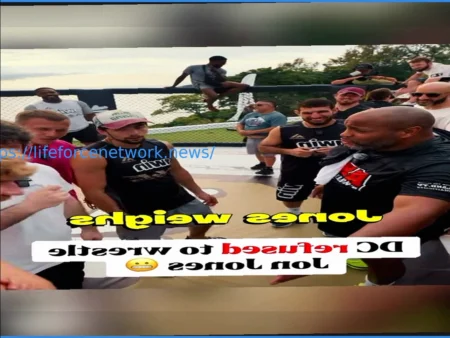 Дэниел Кормье отказывается бороться с Джоном Джонсом на российском TUF: «Ты влюблен в меня»