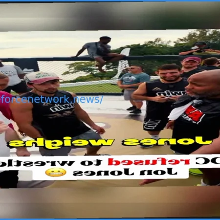 Дэниел Кормье отказывается бороться с Джоном Джонсом на российском TUF: «Ты влюблен в меня»